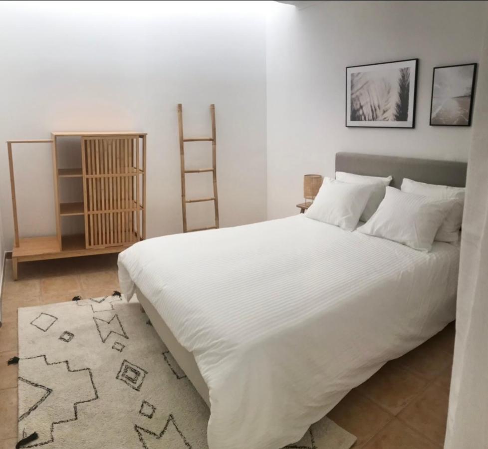 Accommodation In Sesimbra - Two Double Bedroom Bagian luar foto